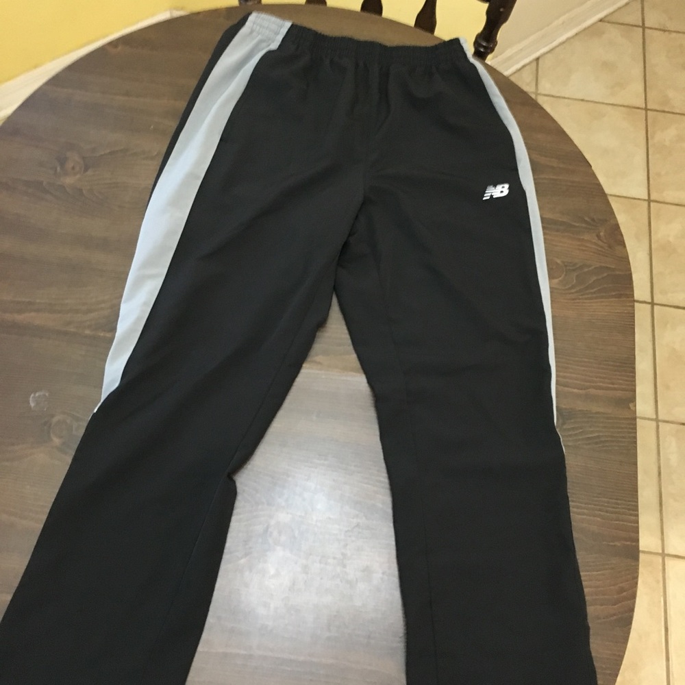 New balance men’s medium workout pants